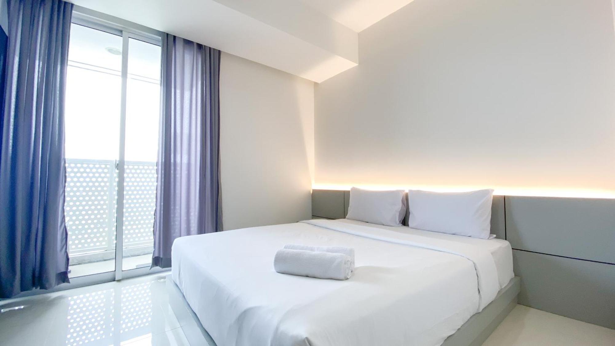 Cozy Living And Warm At West Vista By Travelio *
