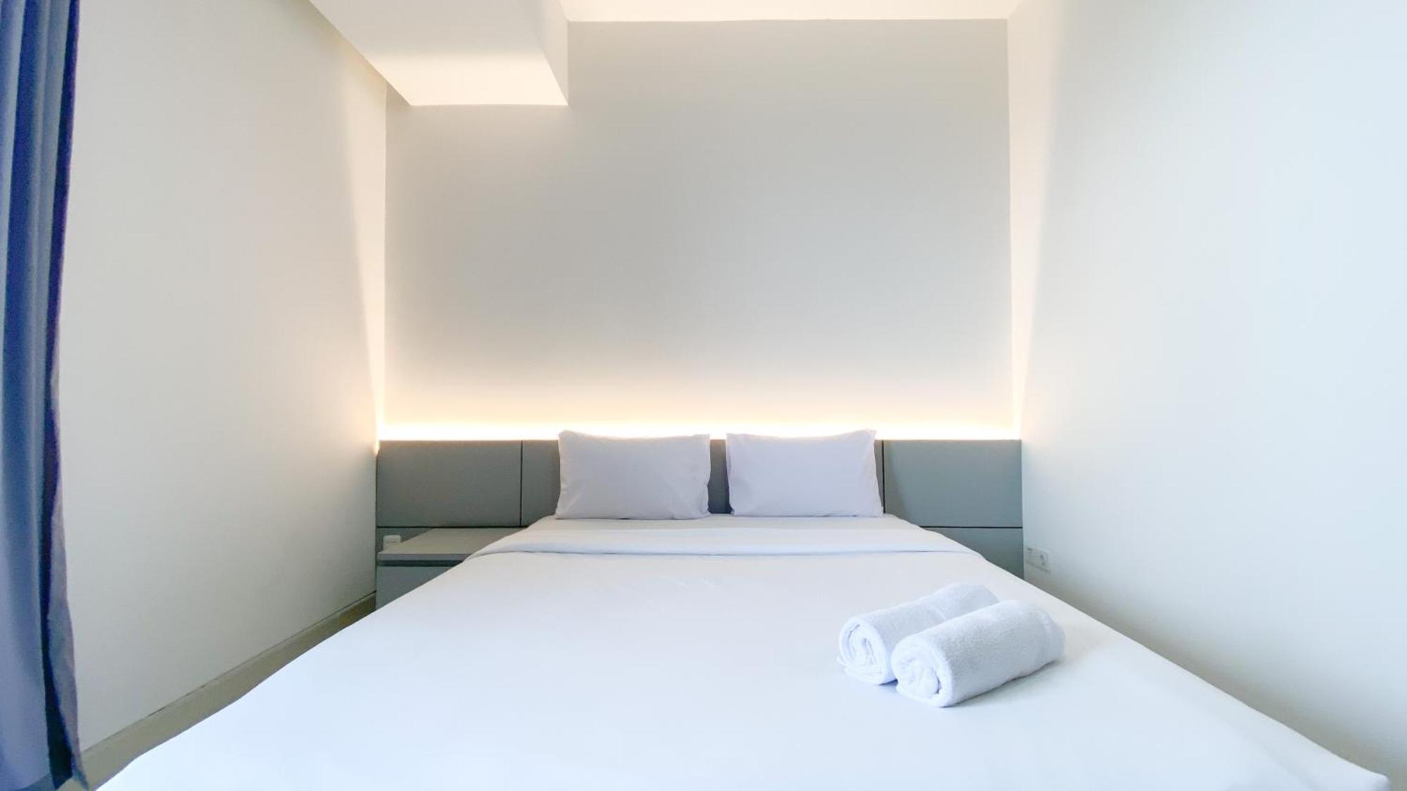 Cozy Living And Warm At West Vista By Travelio Căn hộ Jakarta
