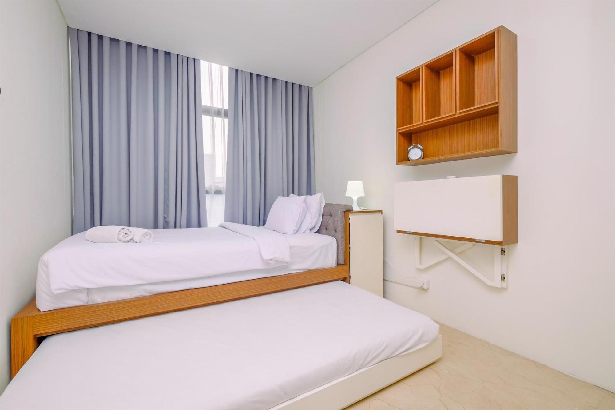 Elegant And 2br At L'avenue Pancoran Apartment