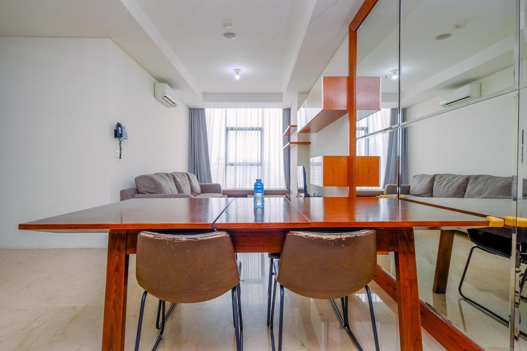 Elegant And 2br At L'avenue Pancoran Apartment