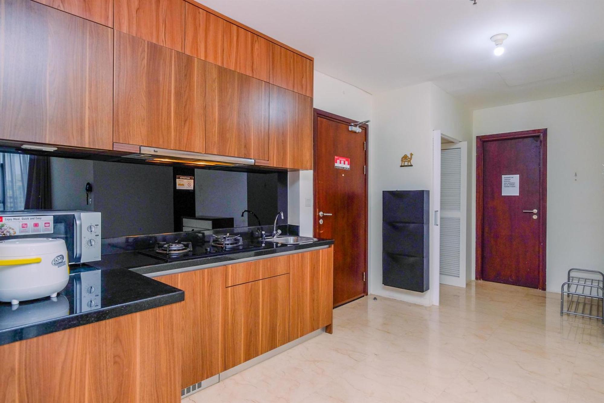 Elegant And 2br At L'avenue Pancoran Apartment *