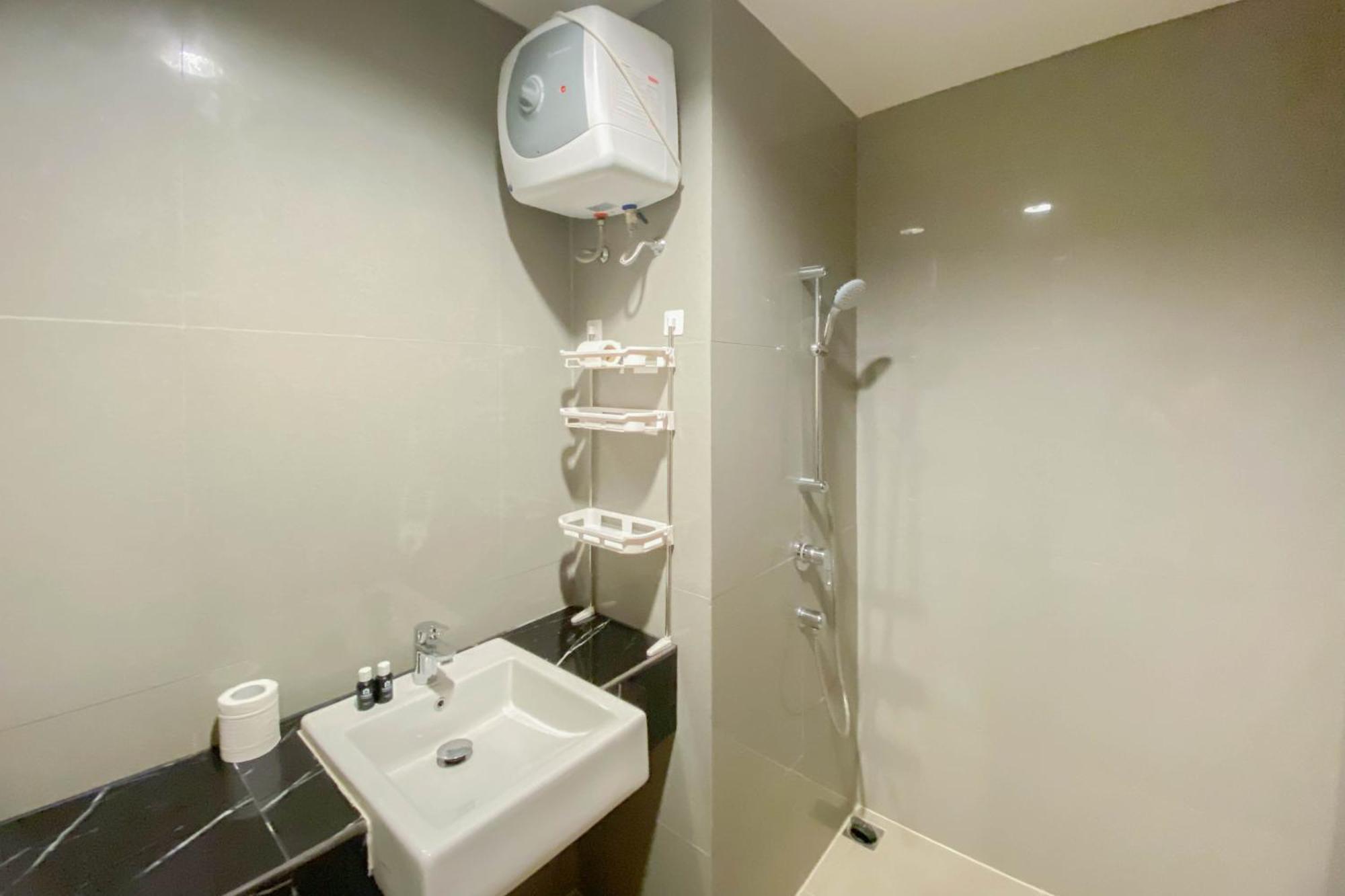 Apartment Minimalist At West Vista By Travelio Jakarta