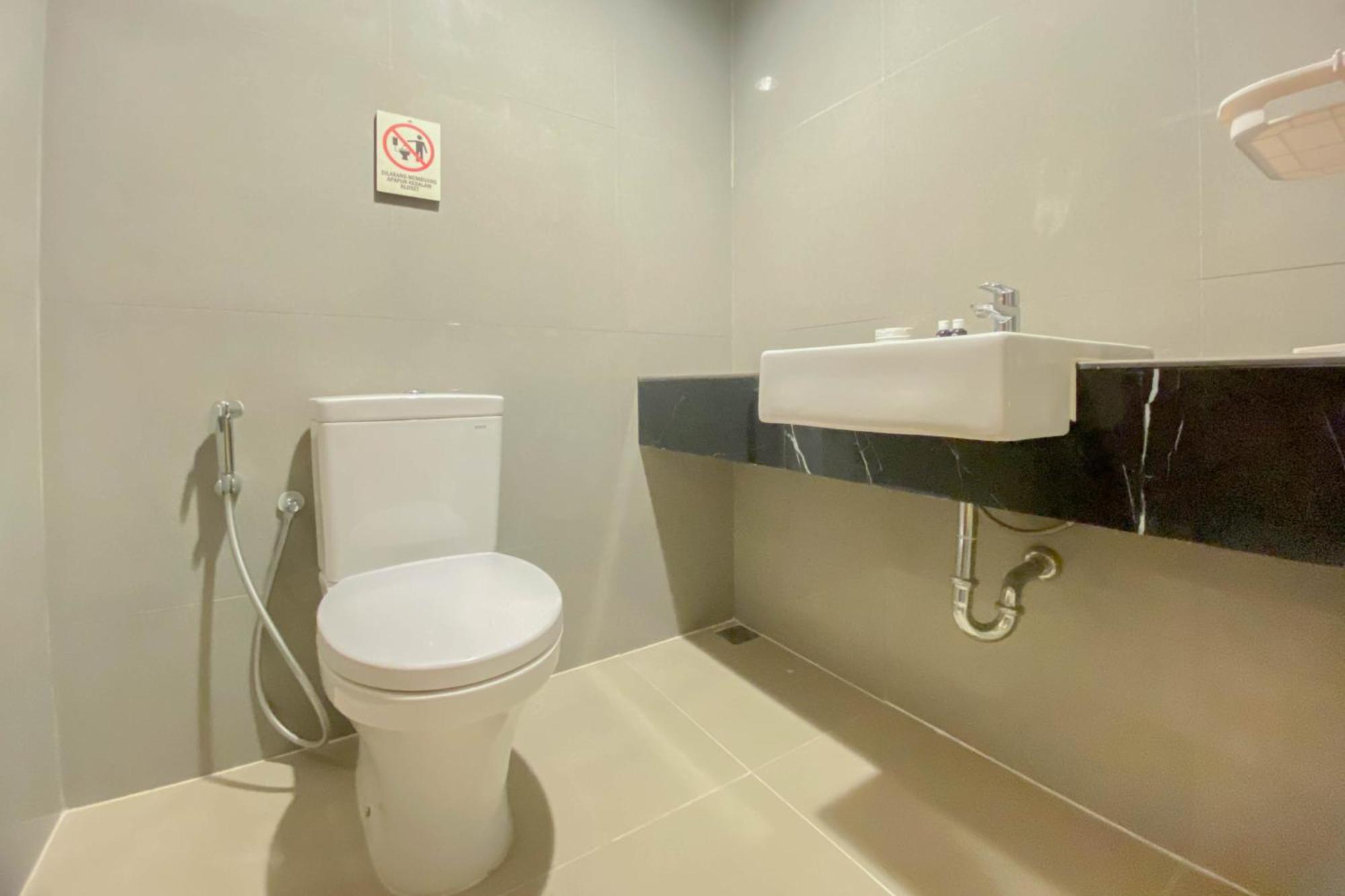 Minimalist At West Vista By Travelio Apartment Jakarta