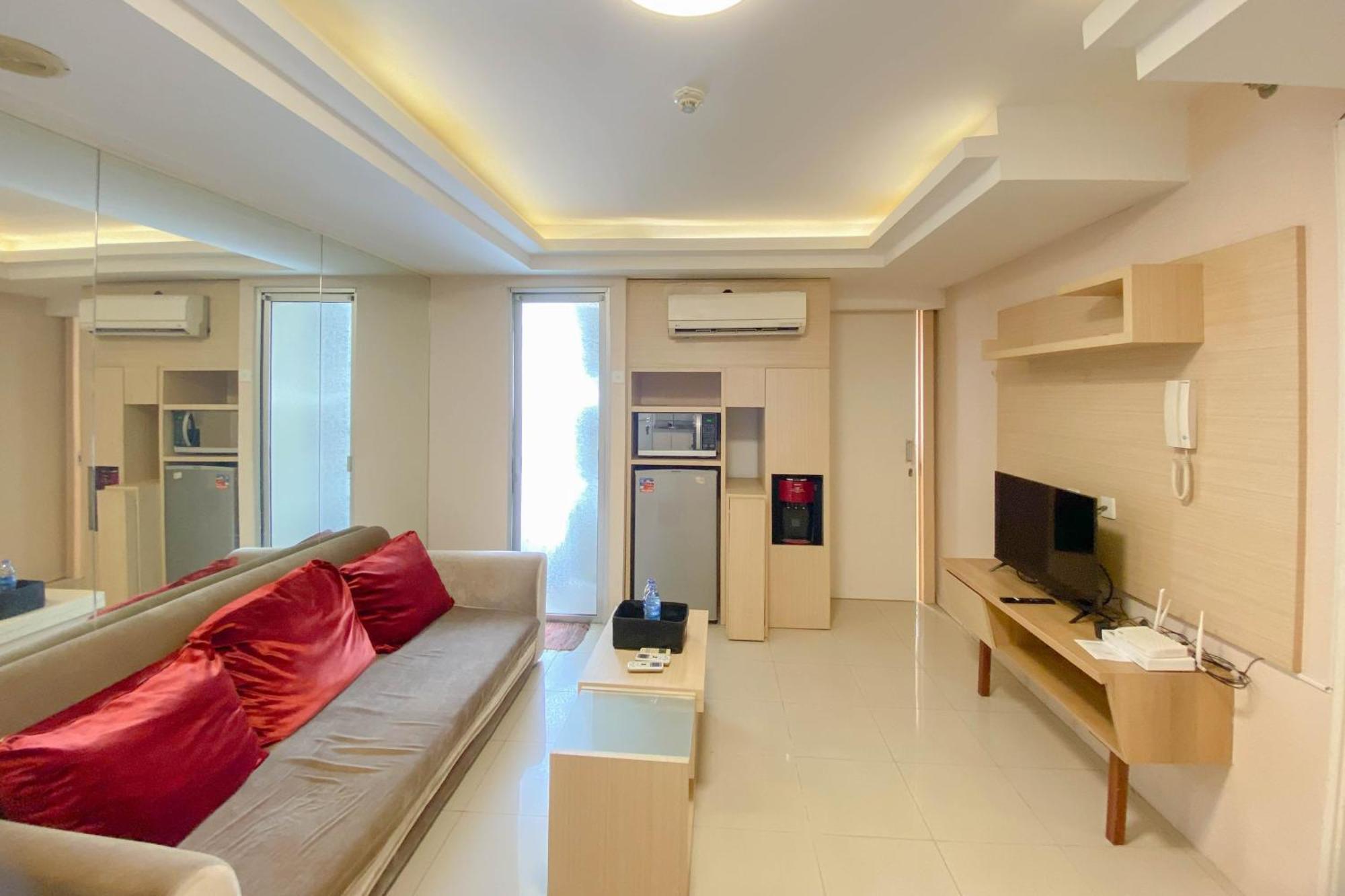 Apartment Comfort 2br At Bassura By Travelio *