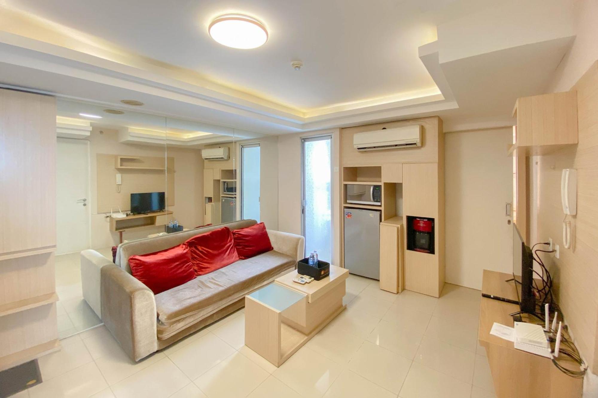 Comfort 2br At Bassura By Travelio Appartement