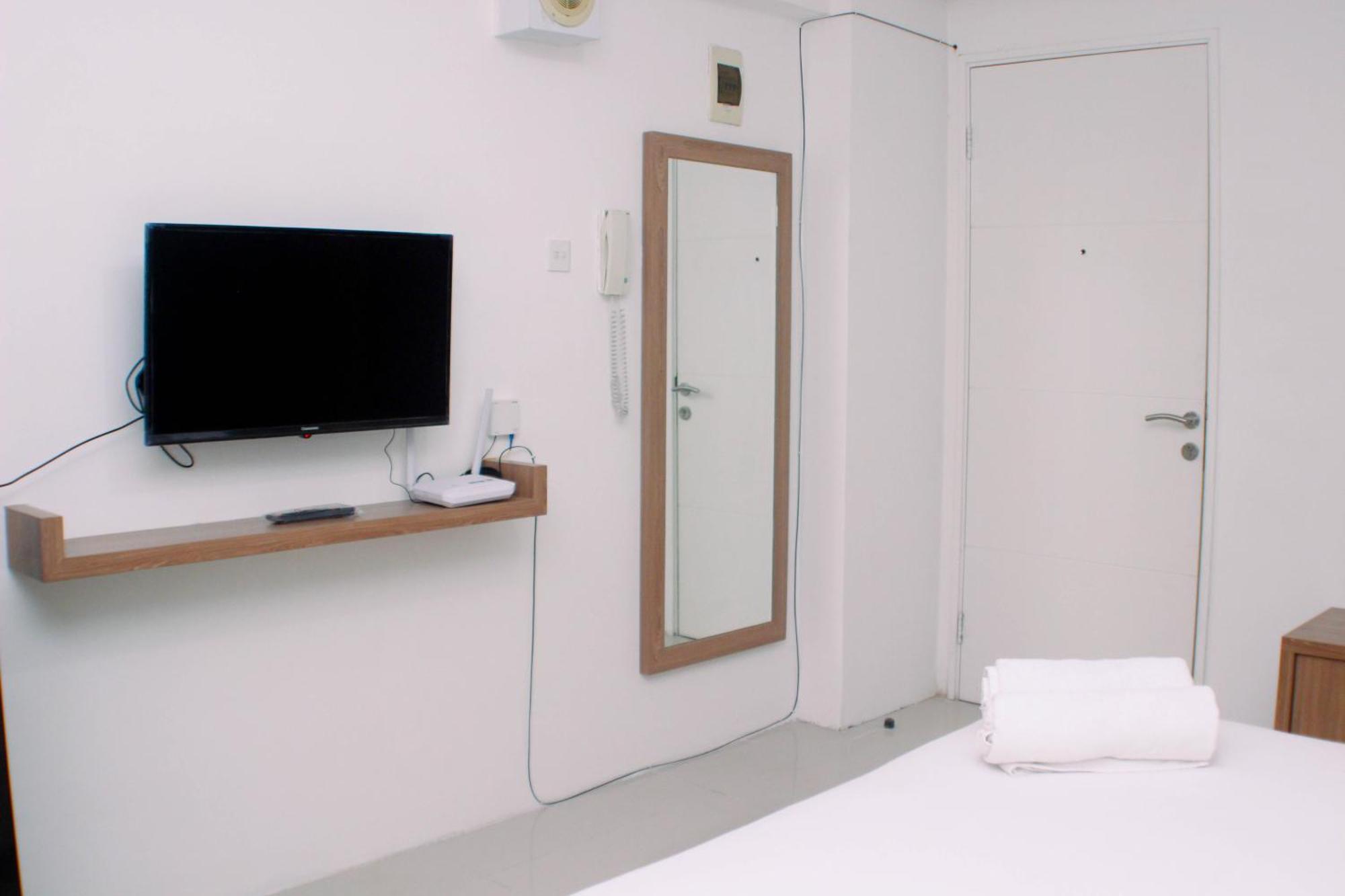 Comfy And Strategic At Bassura By Travelio Apartment