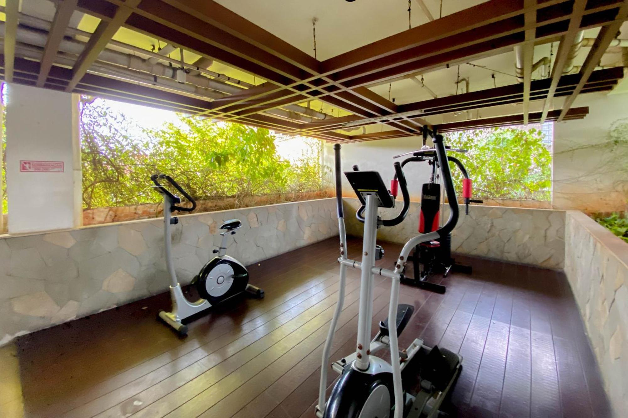 Modern 2br At Bassura By Travelio