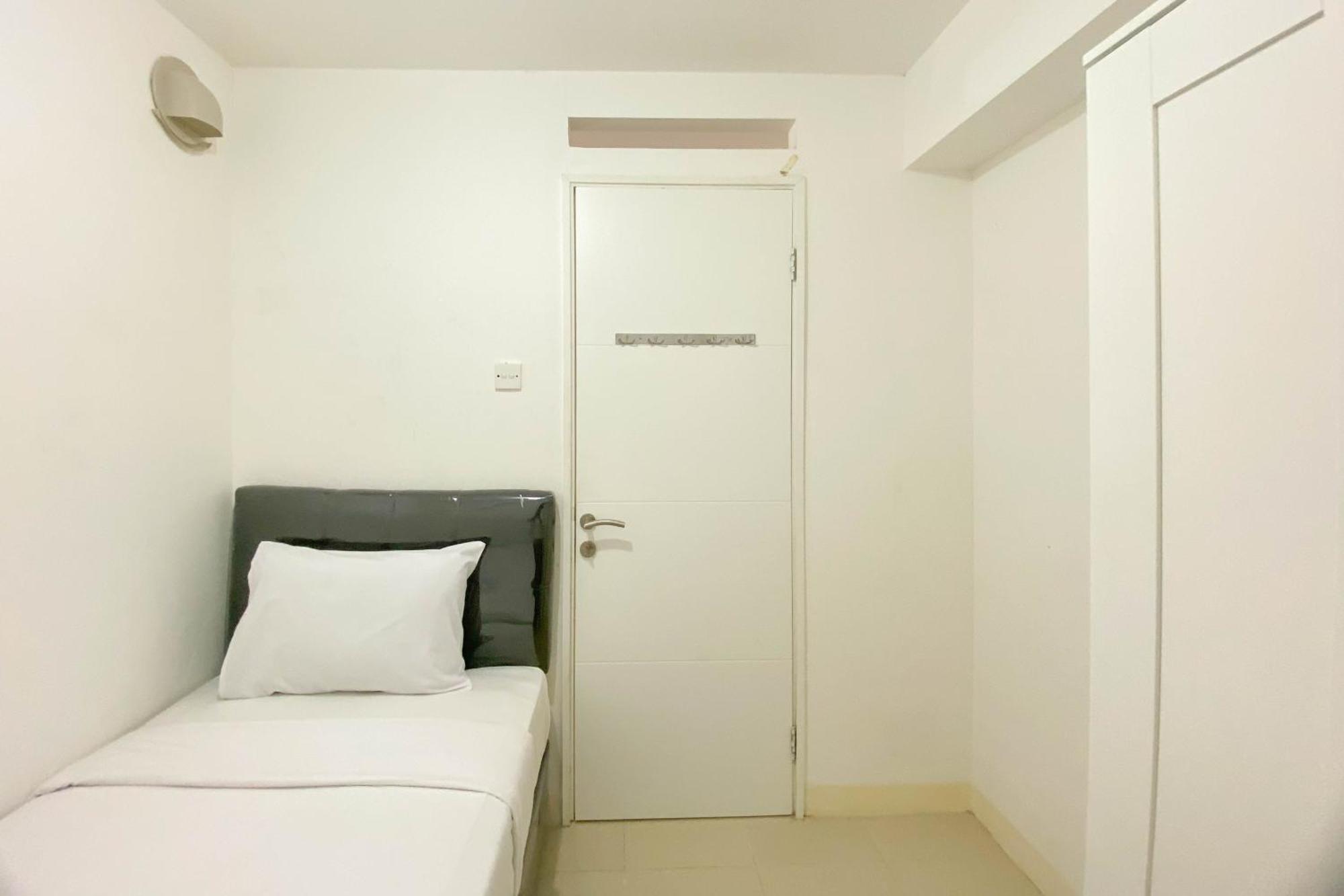 Apartment Modern 2br At Bassura By Travelio