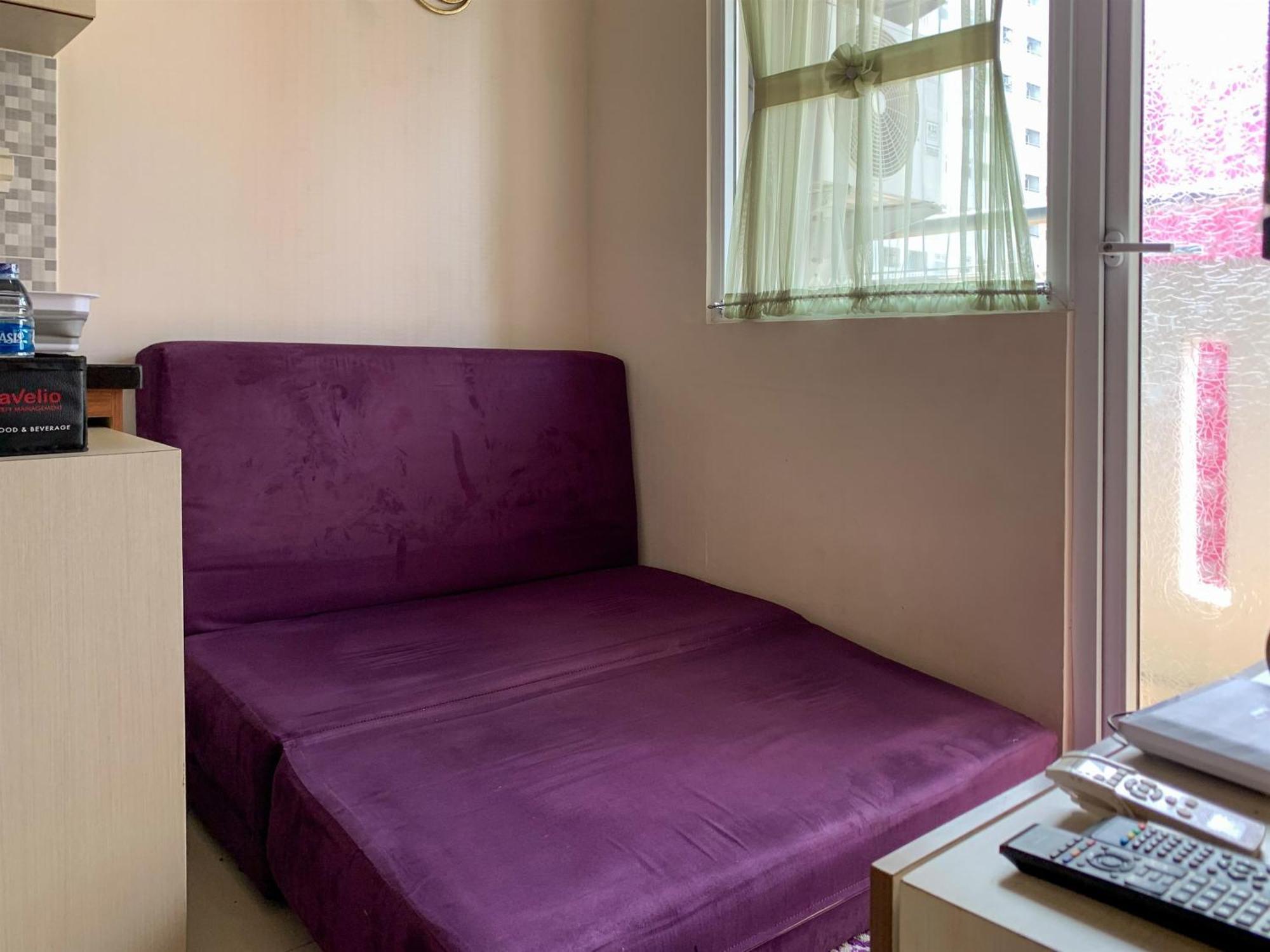 Modern Look And Comfortable 2br Pramuka By Travelio * Jakarta