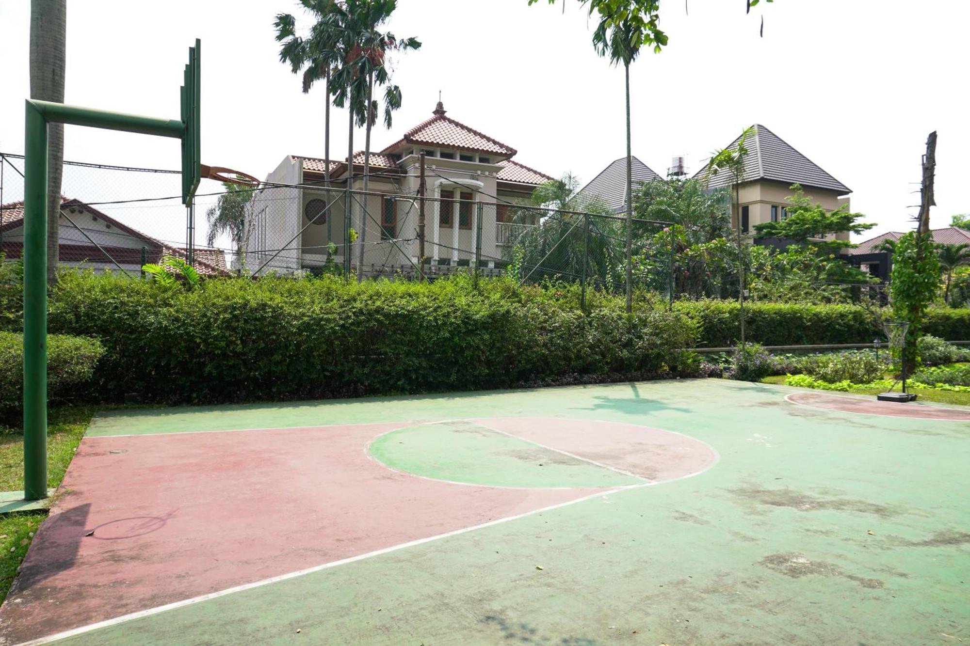 Spacious And Homey 2br At Nuasa Hijau Indah By Travelio Jakarta