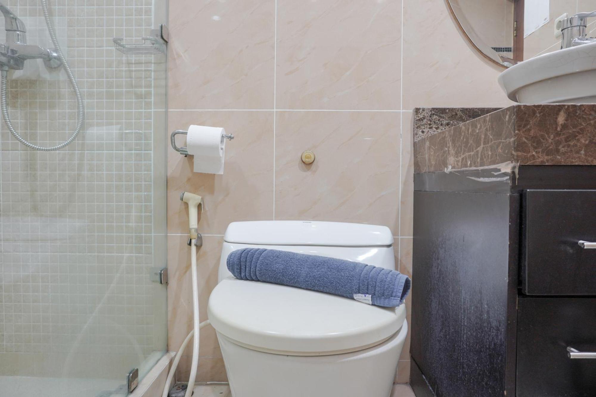 Apartment Spacious And Homey 2br At Nuasa Hijau Indah By Travelio *