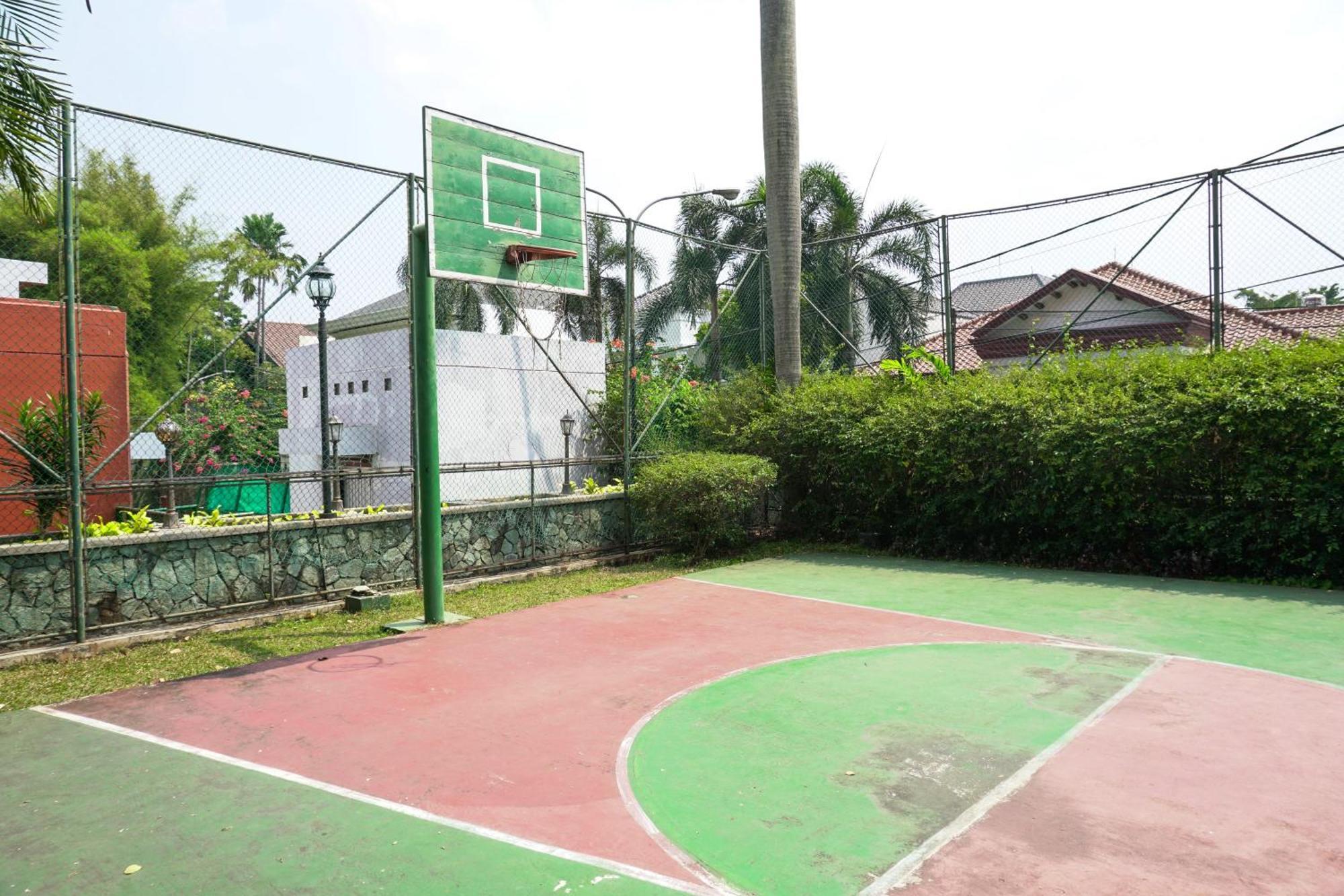 Spacious And Homey 2br At Nuasa Hijau Indah By Travelio