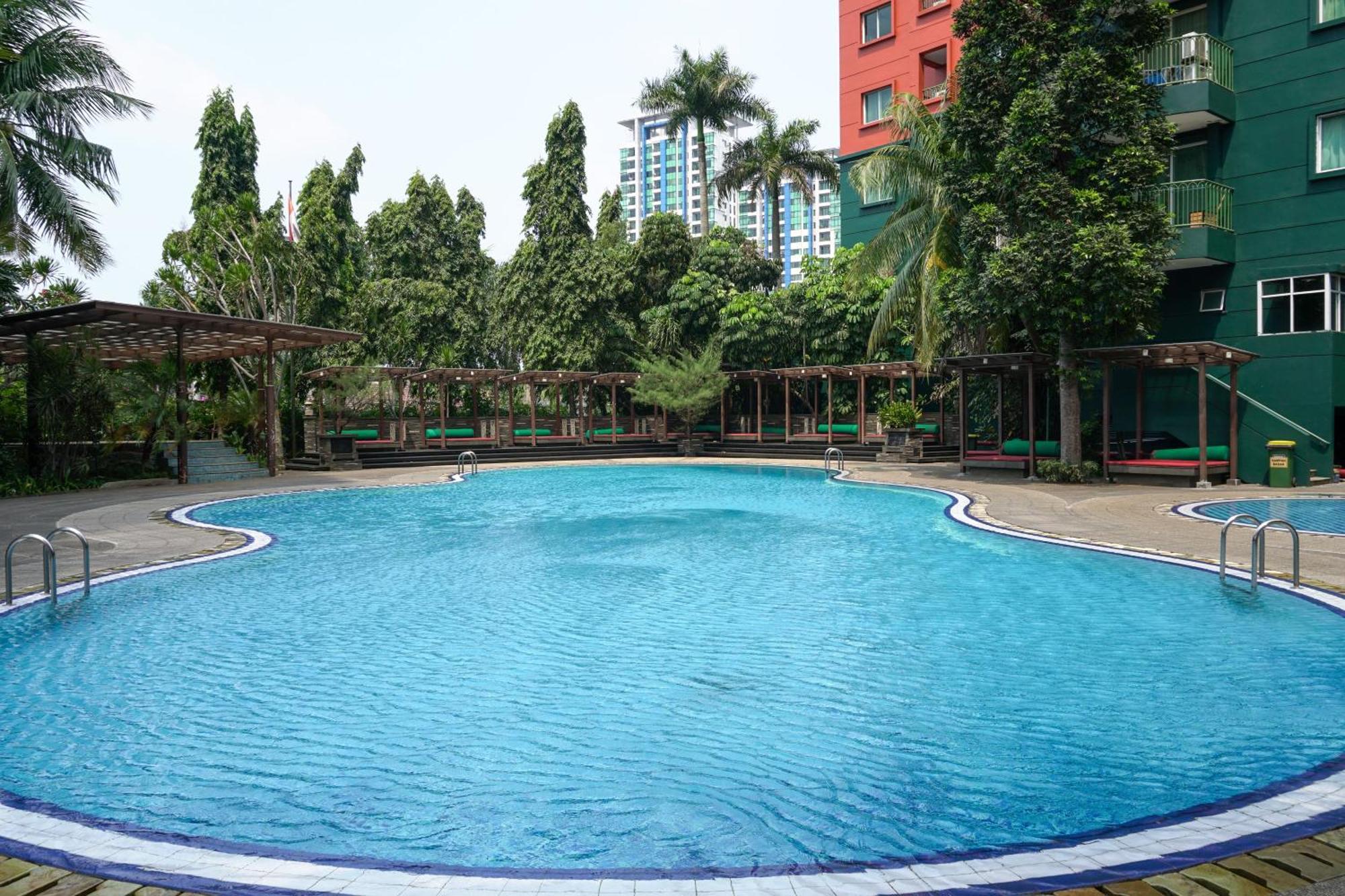 Spacious And Homey 2br At Nuasa Hijau Indah By Travelio *