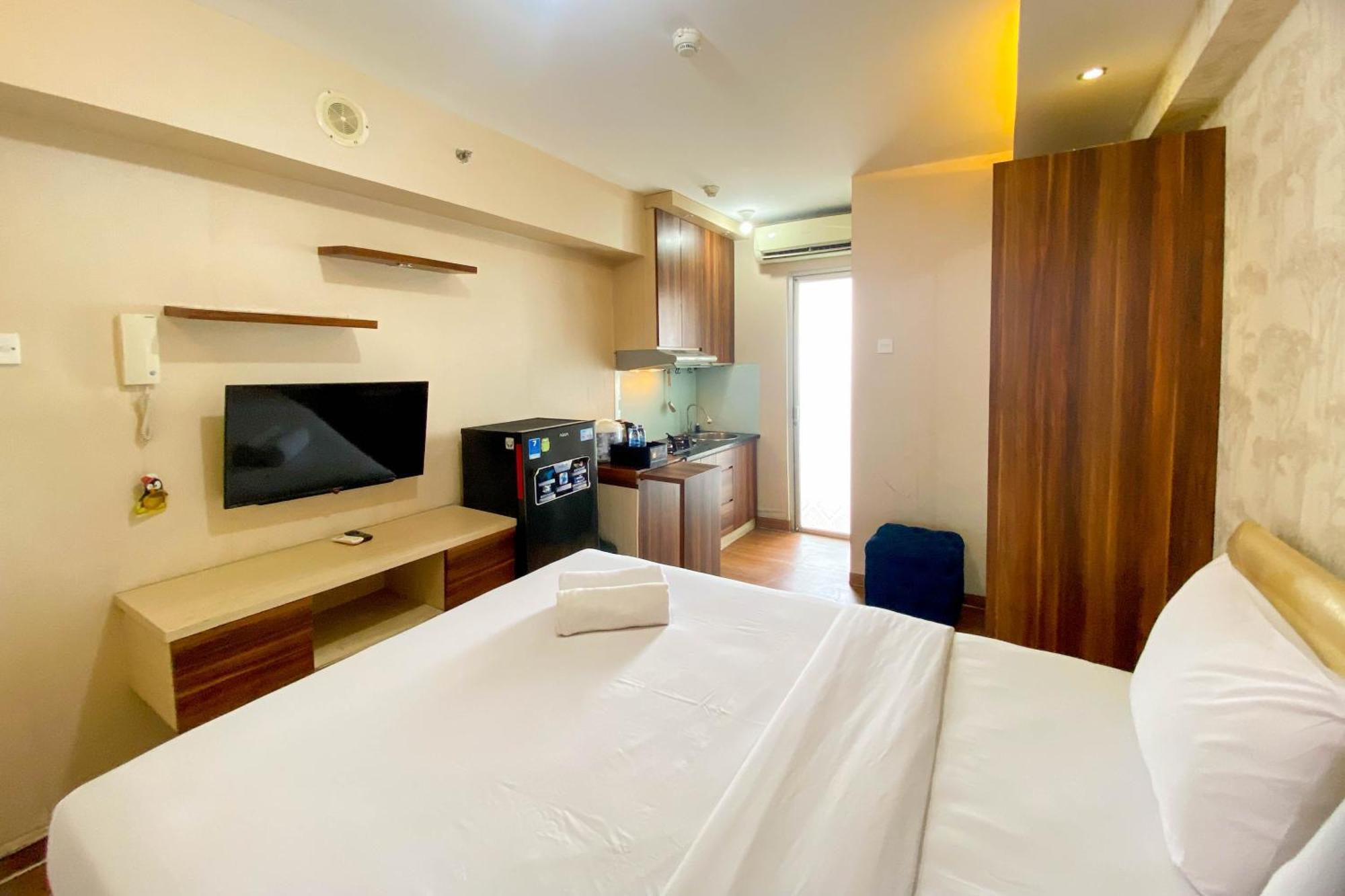 Good And Comfy At Bassura By Travelio