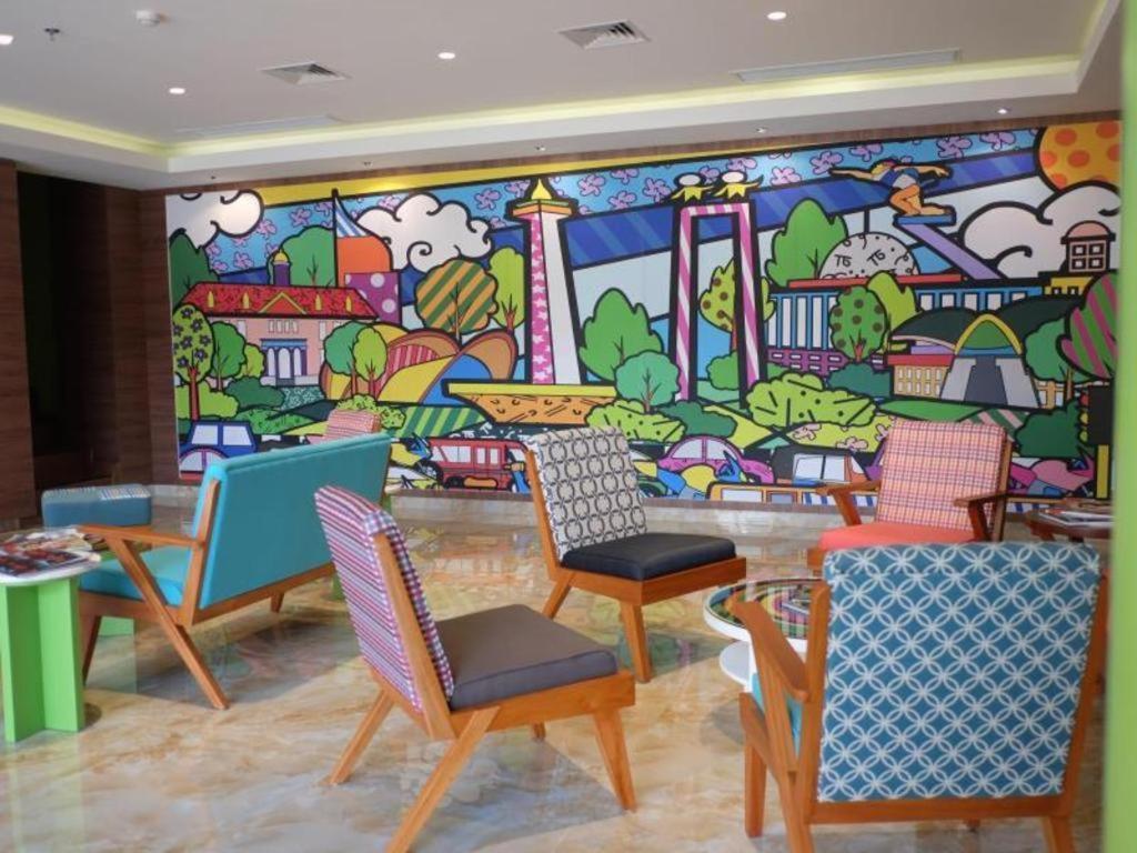Maxonehotels.com At Pemuda 3*