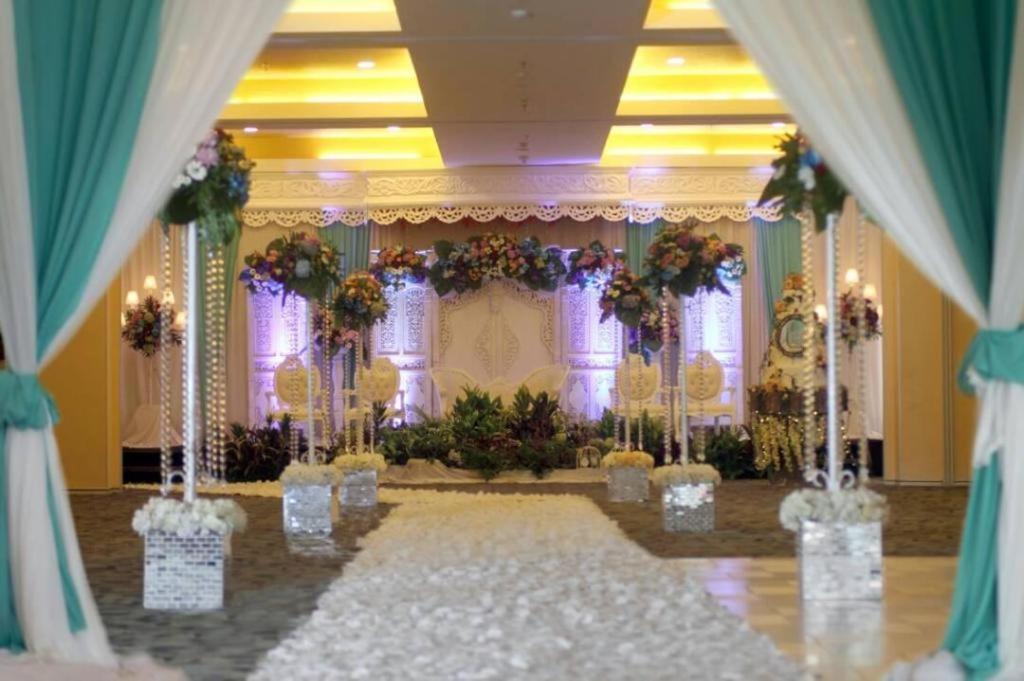 Maxonehotels.com At Pemuda Hotel