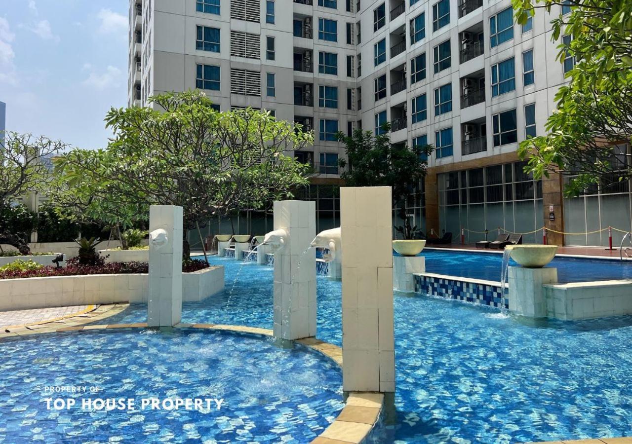 Apartment 2 Bed Casa Grande Mall Kota Kasablanka By Travelibu