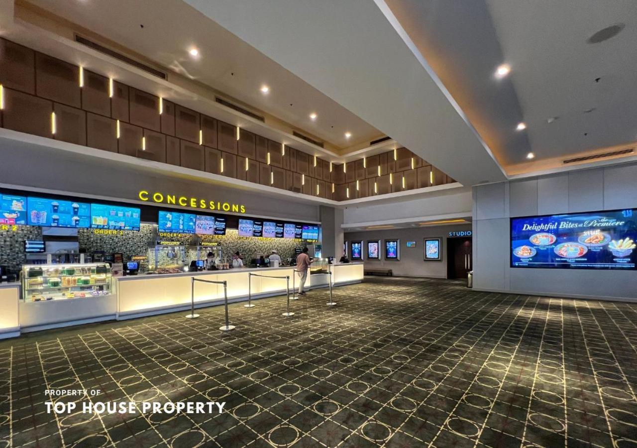 2 Bed Casa Grande Mall Kota Kasablanka By Travelibu *