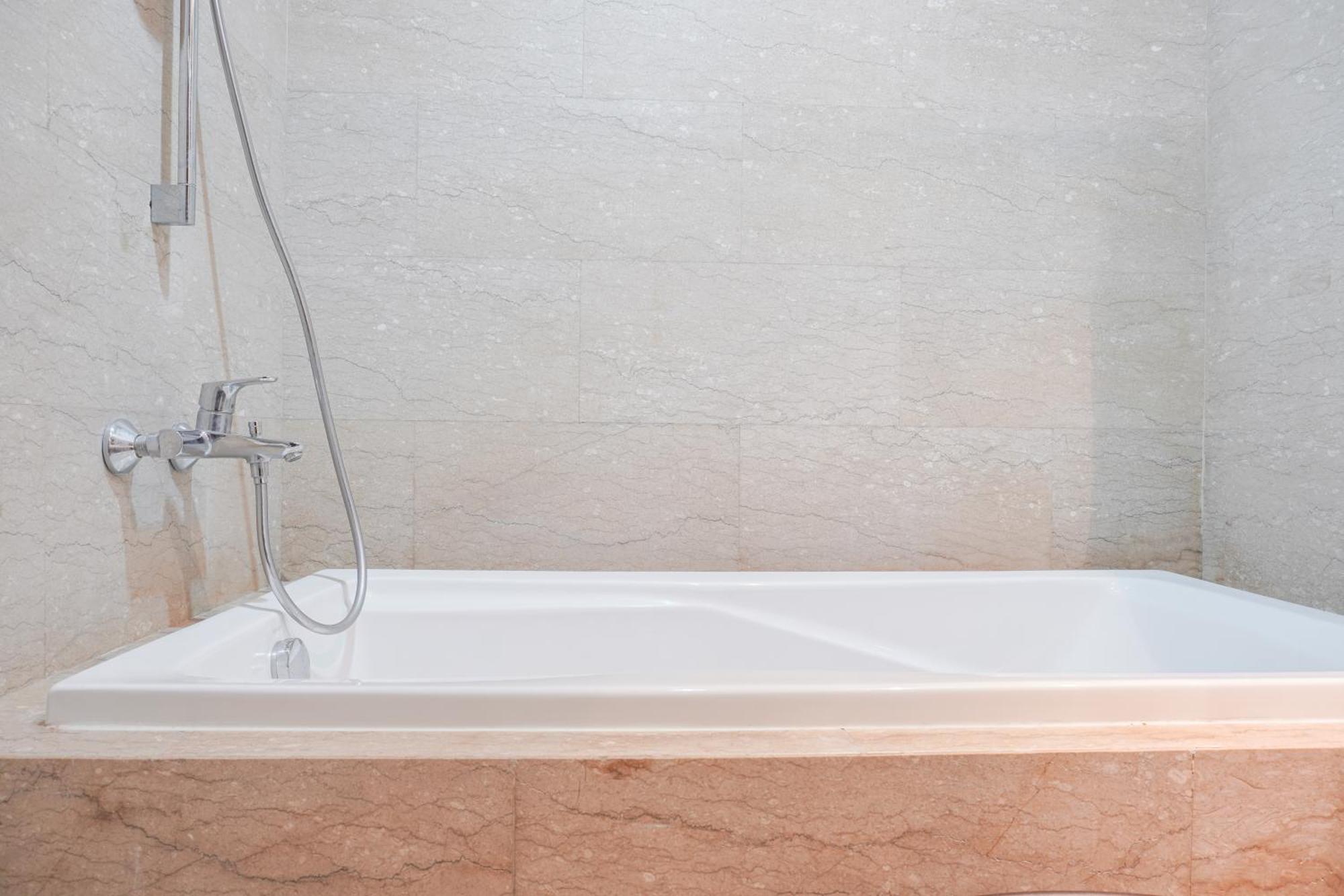 Elegant And Comfy 2br With Private Lift At Menteng Park By Travelio * Jakarta