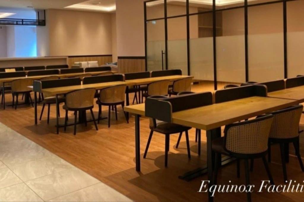 Apartment Menara Ji Expo Prj By Blezz Jakarta