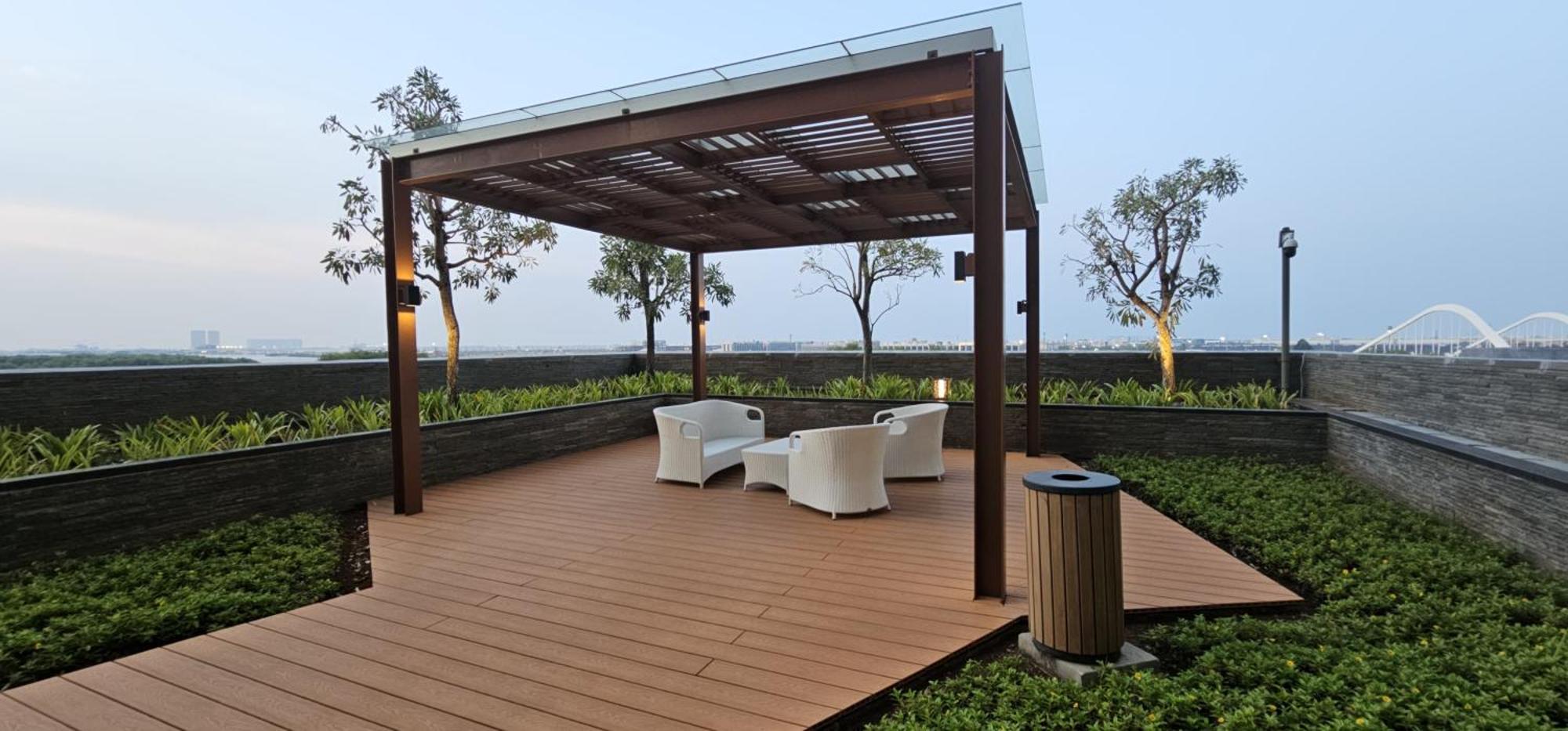 Apartment Sea View At Gold Coast Pik By Mysweethome Jakarta