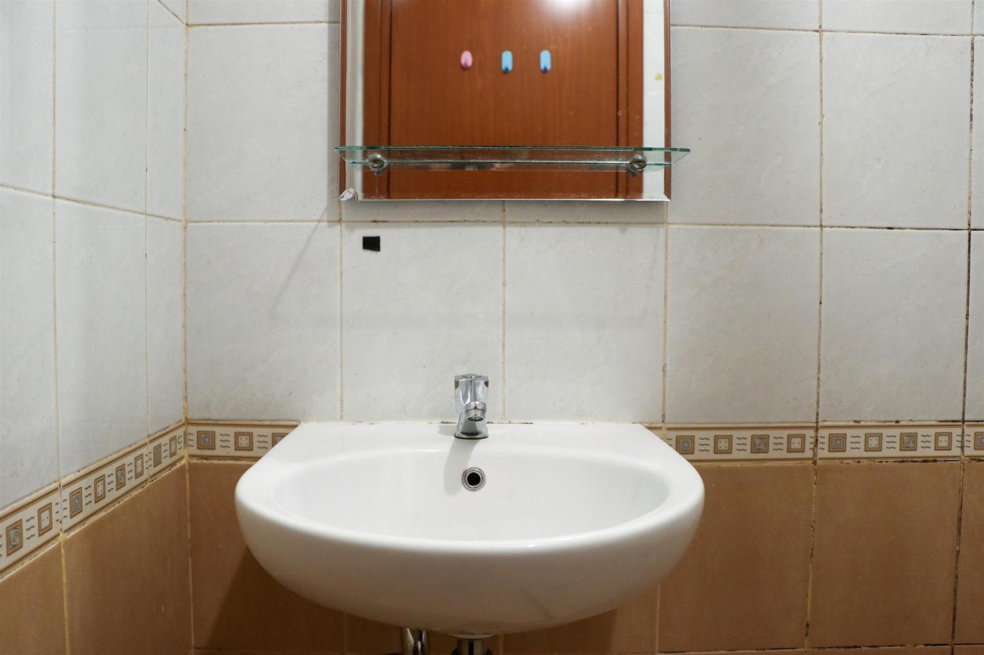 Apartment Comfort Living 3br At Grand Palace Kemayoran By Travelio