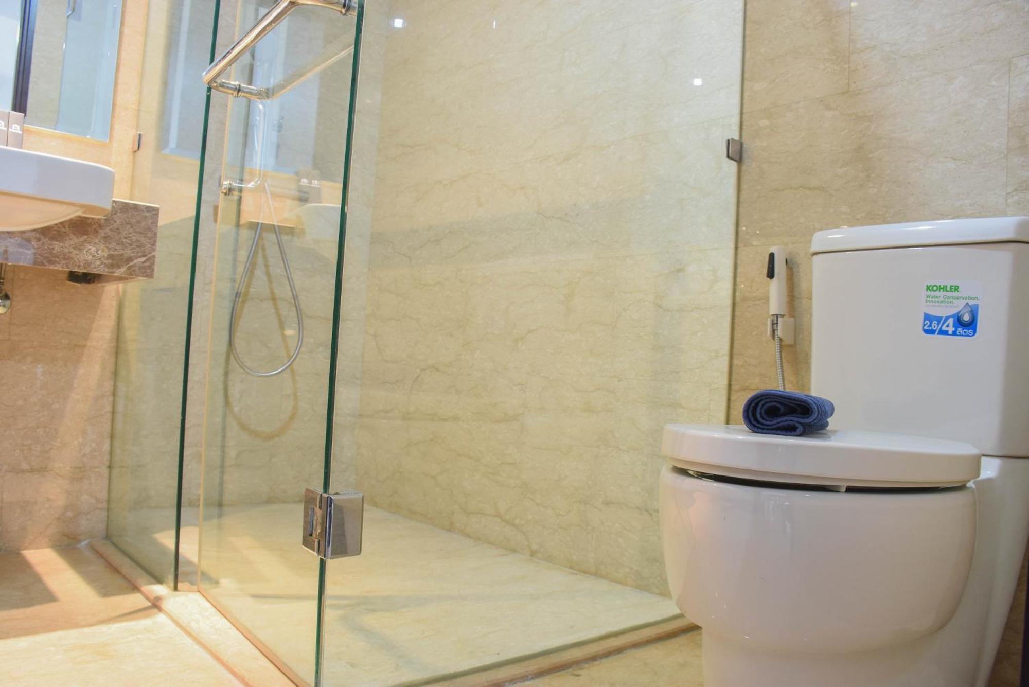 Spacious And Elegant 3br At Menteng Park By Travelio * Jakarta