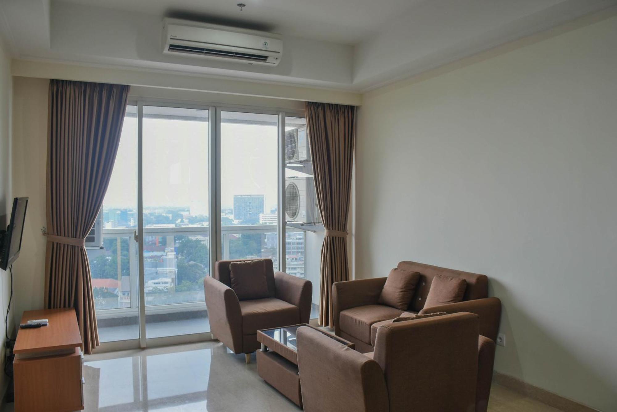 Apartment Spacious And Elegant 3br At Menteng Park By Travelio Jakarta