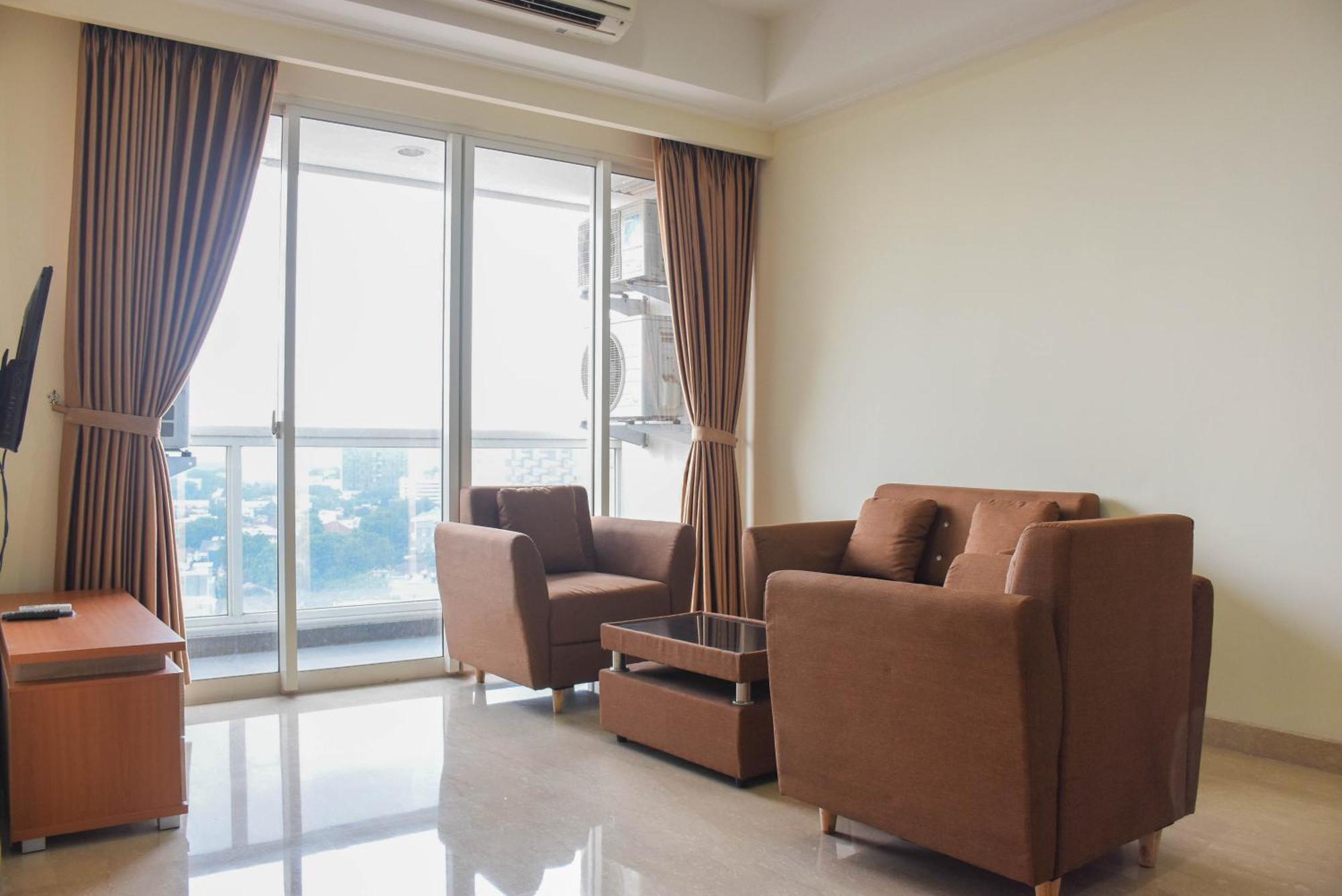 Spacious And Elegant 3br At Menteng Park By Travelio *