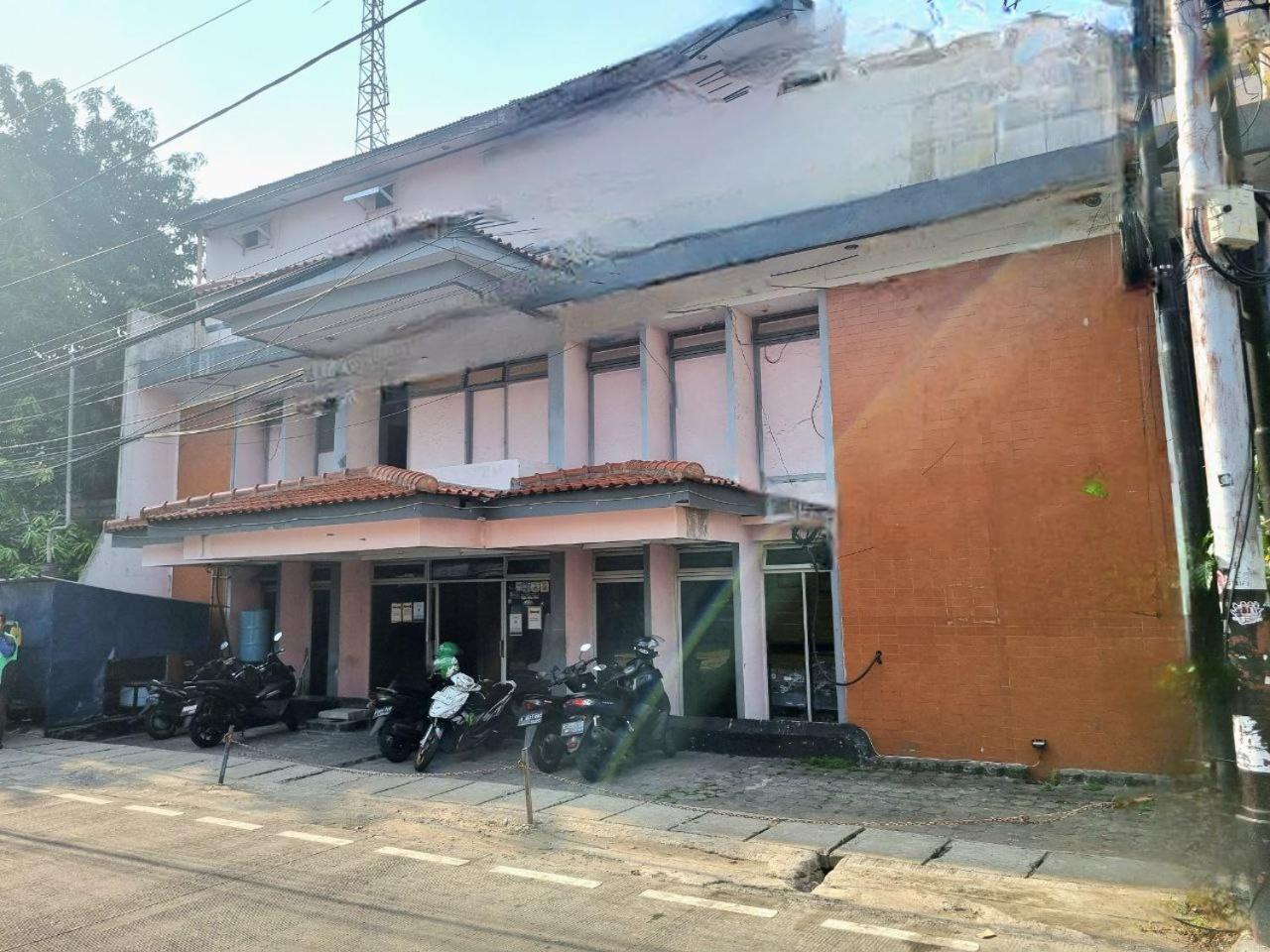 Harapan Jaya Hotel *