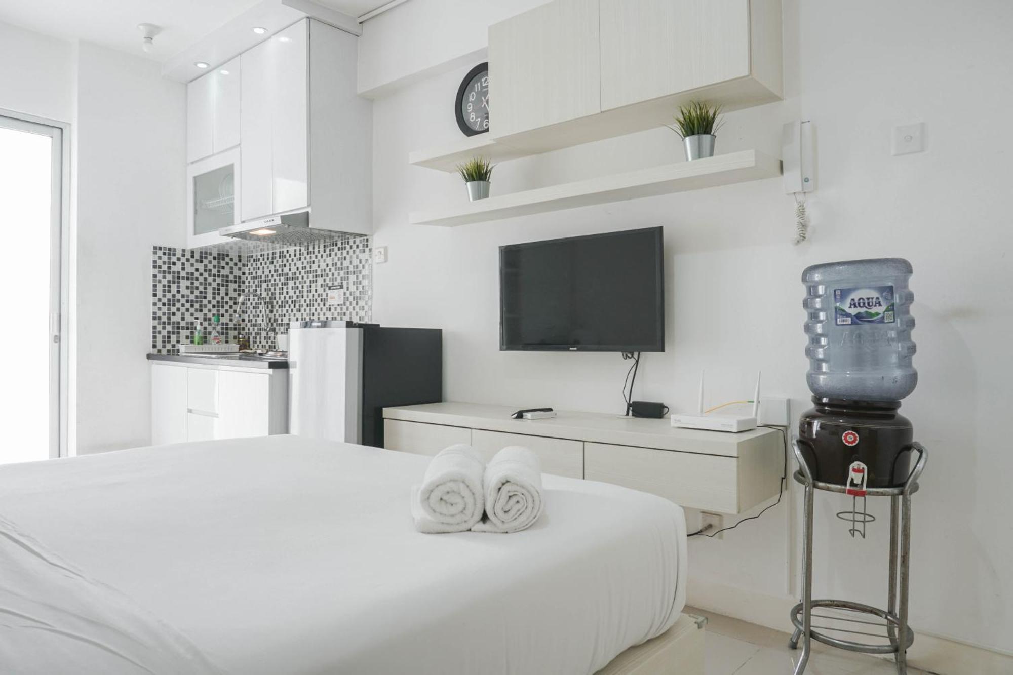 Apartment Compact At Bassura By Travelio Jakarta