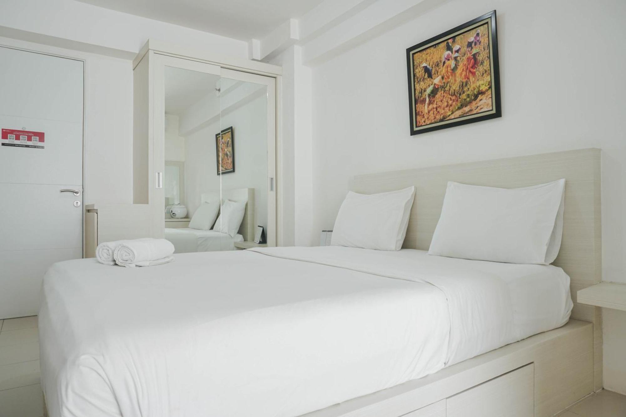 Compact At Bassura By Travelio * Jakarta