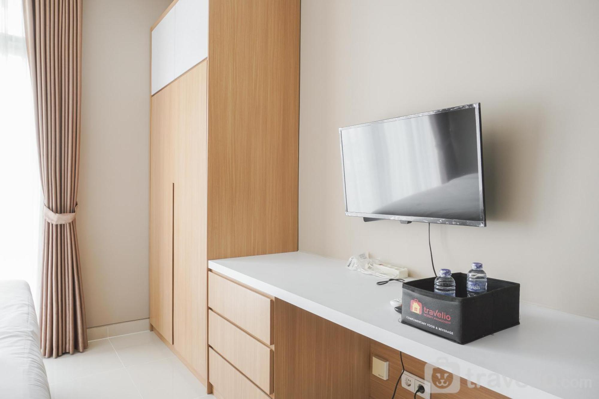 Great And Modern At Ciputra International By Travelio * Jakarta