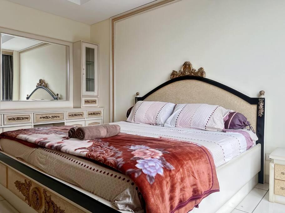 Apartment Luxury 2br Menteng With Pool, Wi-fi, Gym By 2ndhome Jakarta