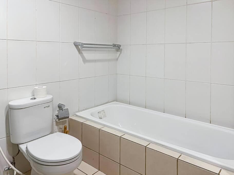Luxury 2br Menteng With Pool, Wi-fi, Gym By 2ndhome *