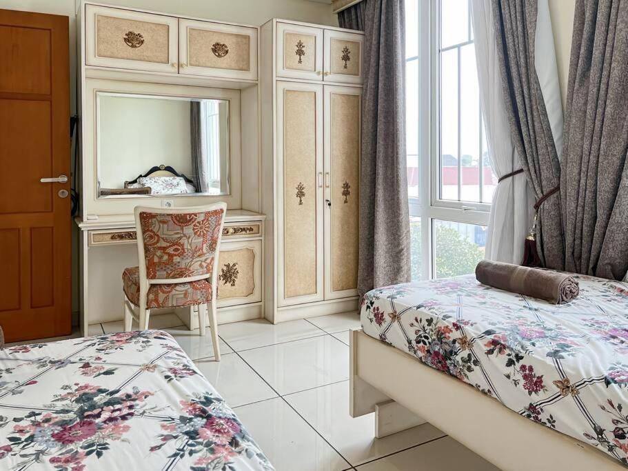 Luxury 2br Menteng With Pool, Wi-fi, Gym By 2ndhome