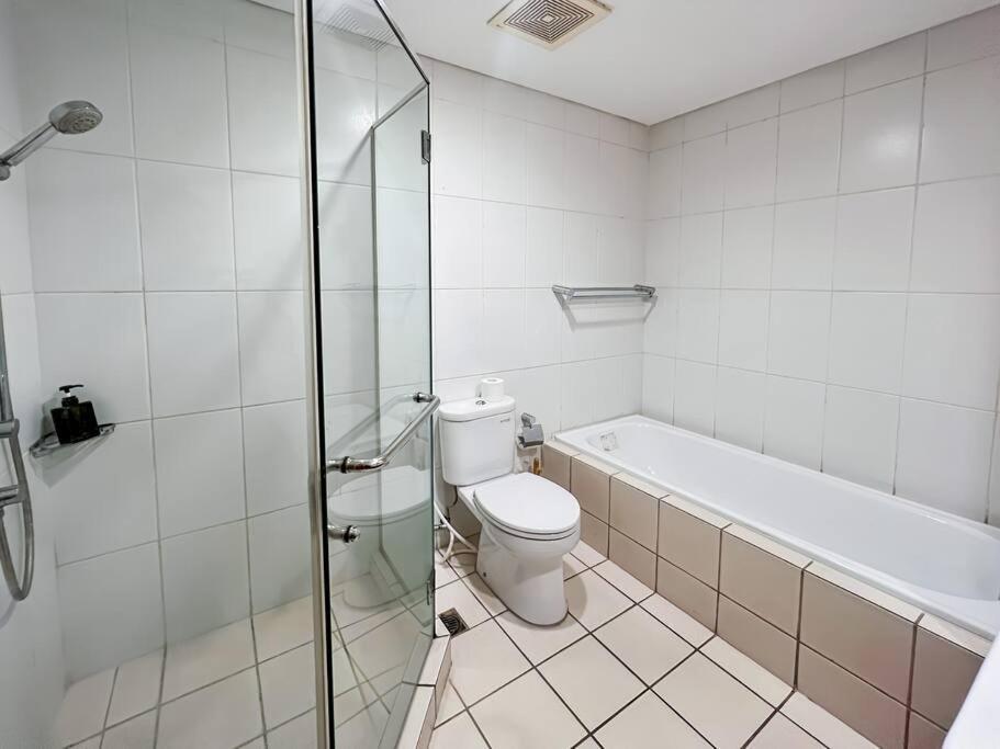 Luxury 2br Menteng With Pool, Wi-fi, Gym By 2ndhome Apartment Jakarta