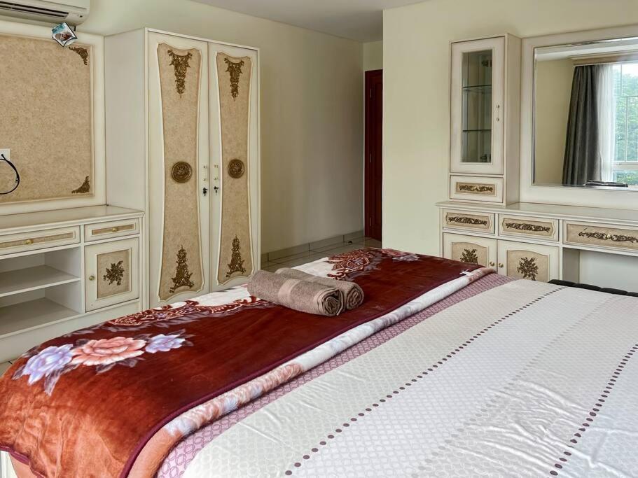 Luxury 2br Menteng With Pool, Wi-fi, Gym By 2ndhome *