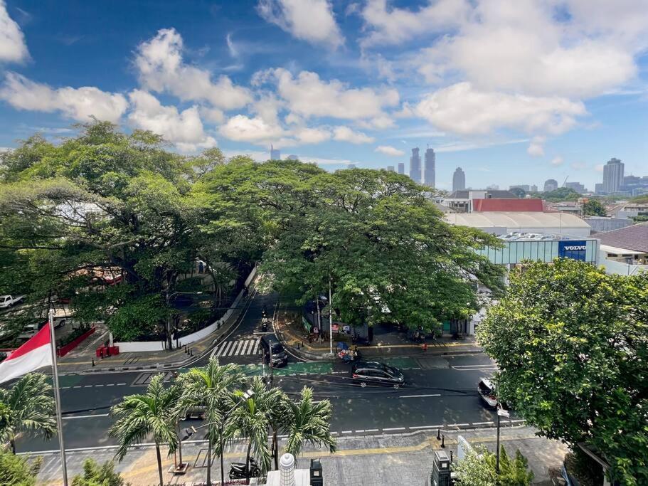 Luxury 2br Menteng With Pool, Wi-fi, Gym By 2ndhome * Jakarta