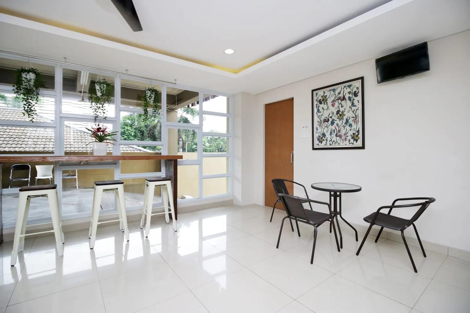 Aparthotel 12 *
