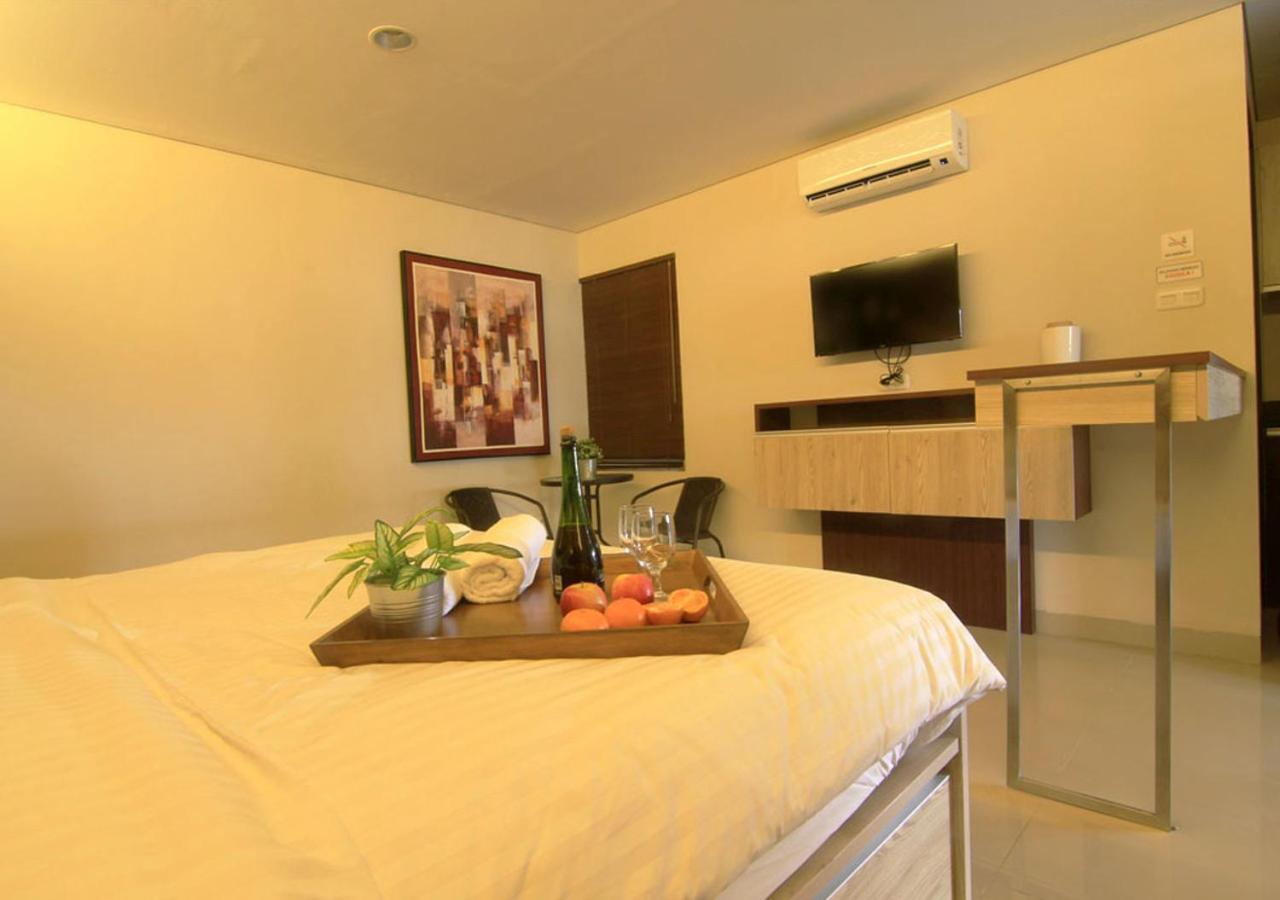 Aparthotel 12