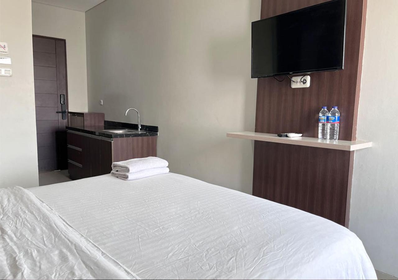 12 Aparthotel Jakarta