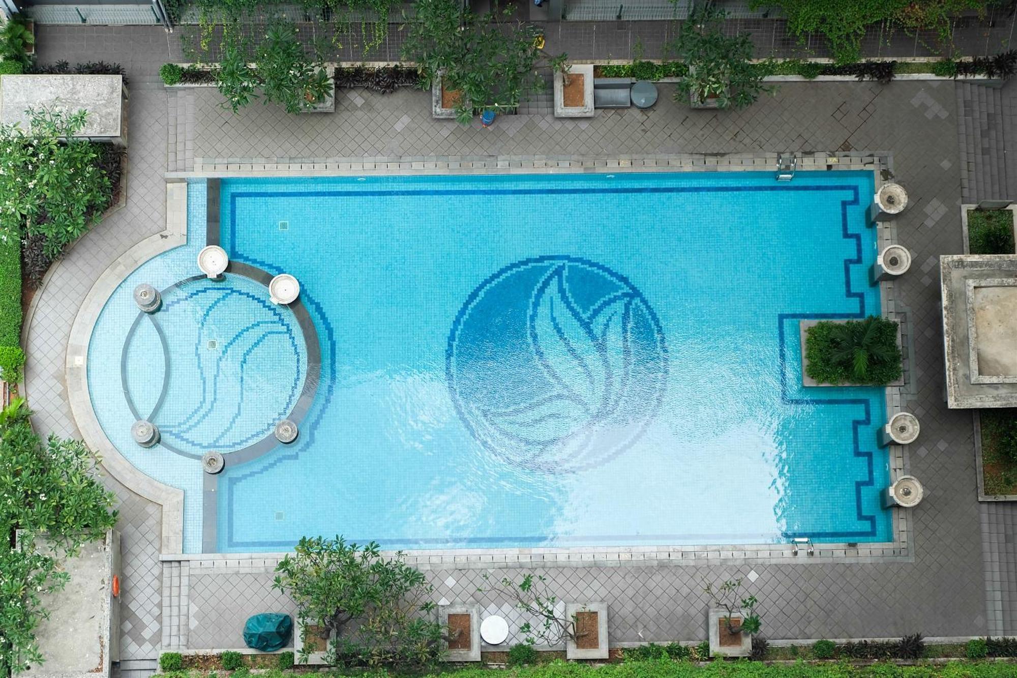 And Modern 1br Pramuka By Travelio Apartment Jakarta