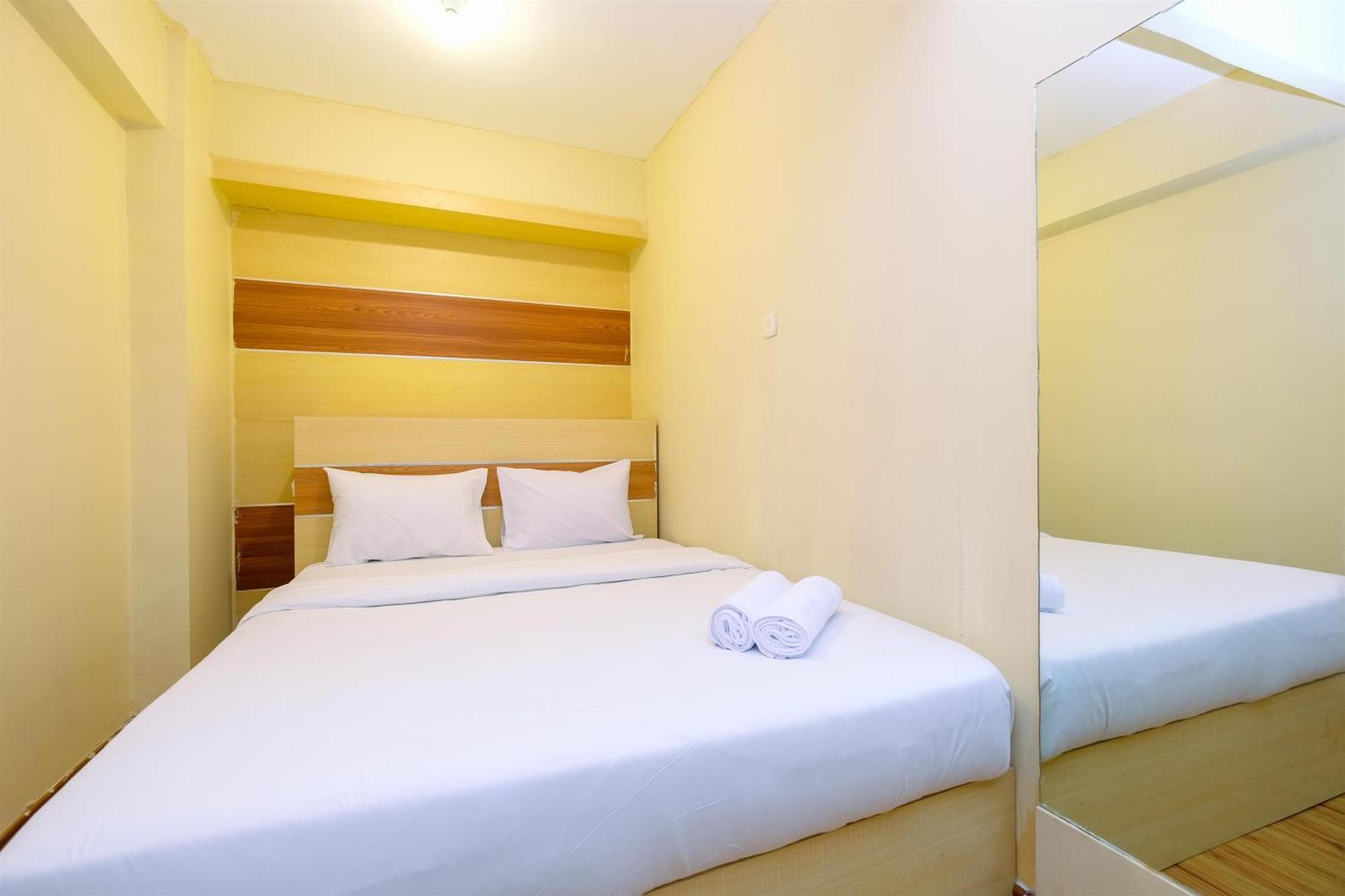 Apartment And Modern 1br Pramuka By Travelio *