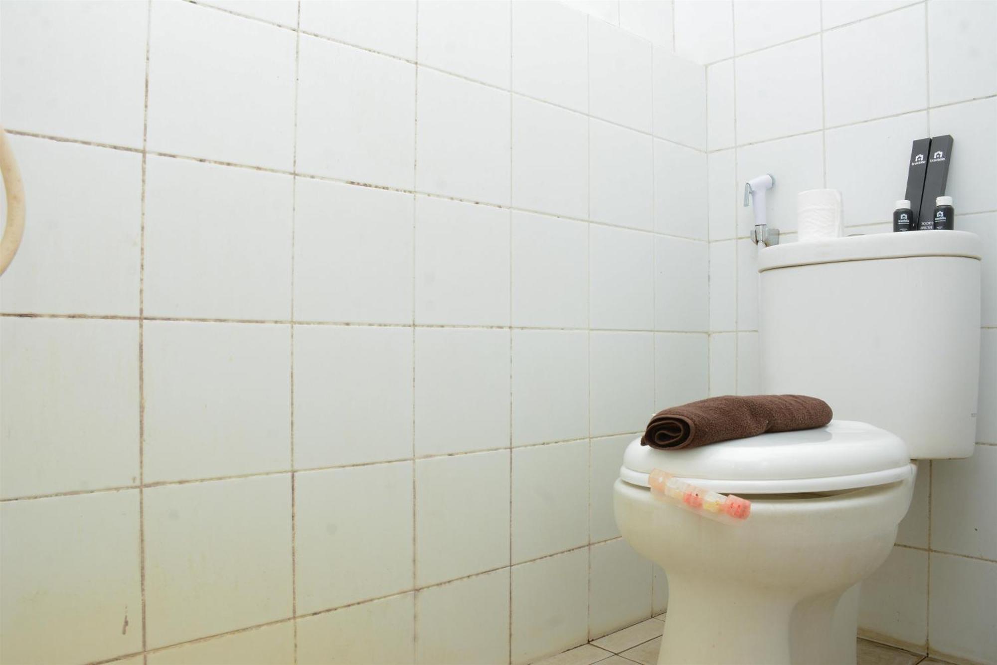 Apartment Minimalist At Kebagusan By Travelio