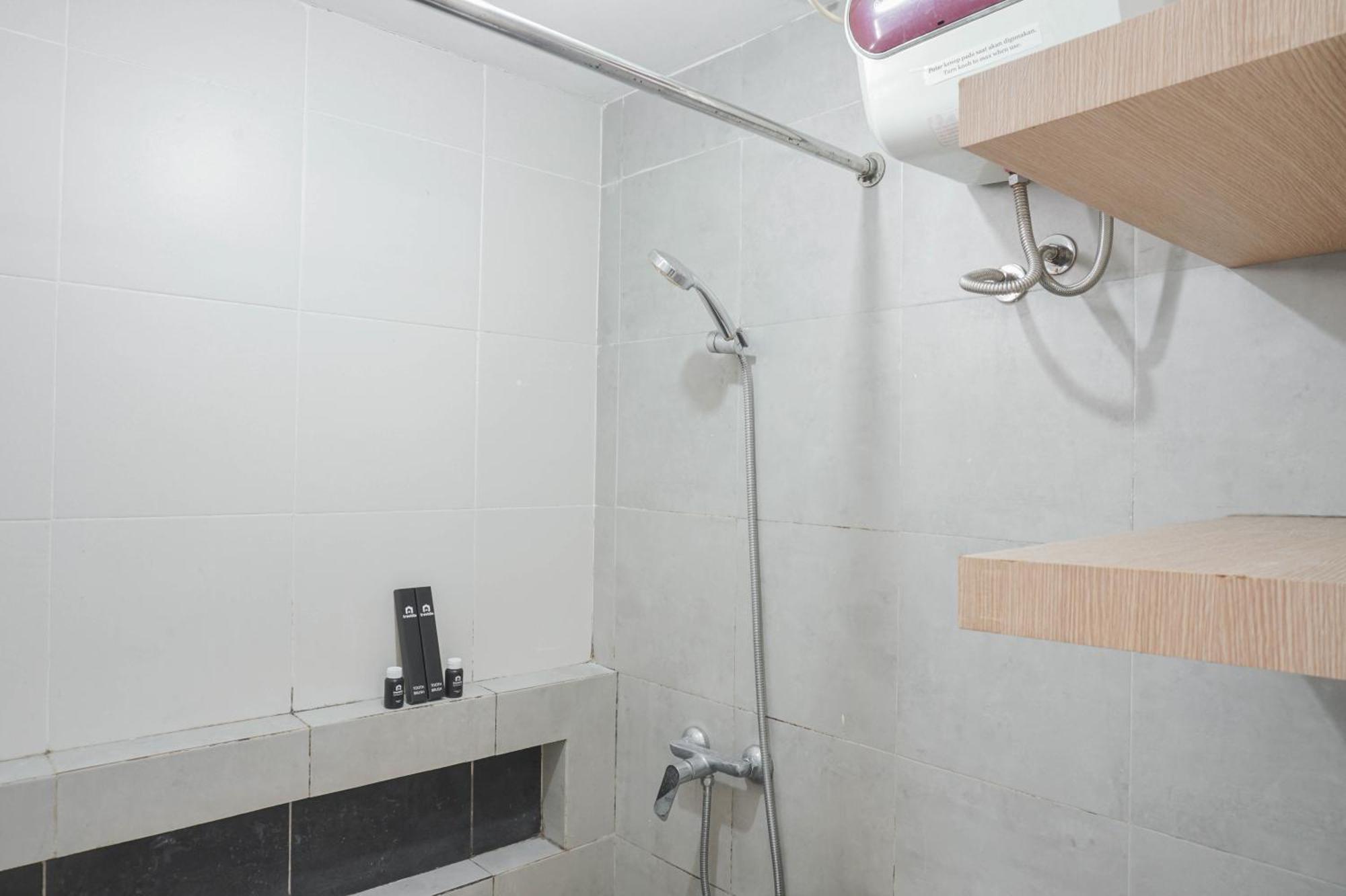 Fully Furnished With Elegant Design 2br Bassura By Travelio Apartment