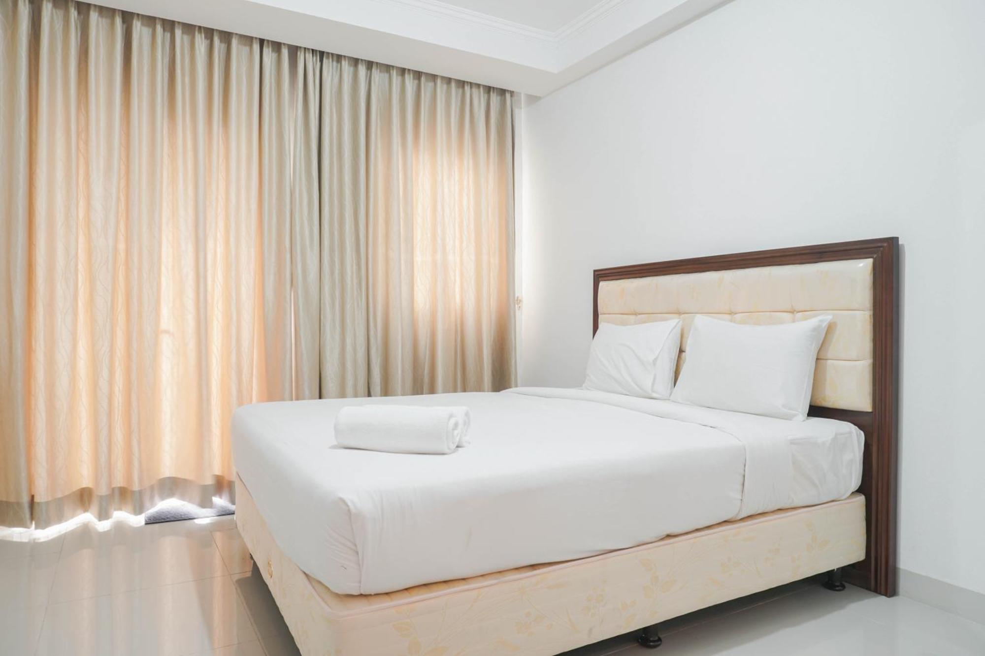 Compact And Strategic Signature Park Grande By Travelio Apartment Jakarta