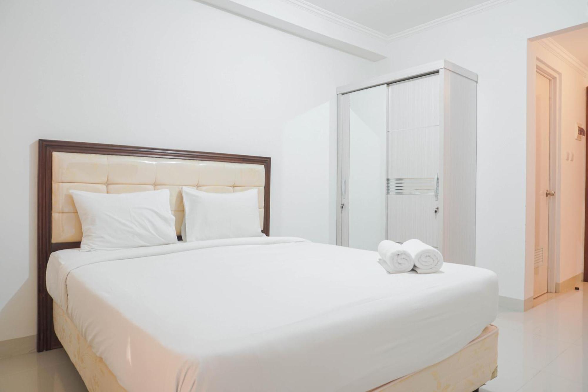Apartment Compact And Strategic Signature Park Grande By Travelio