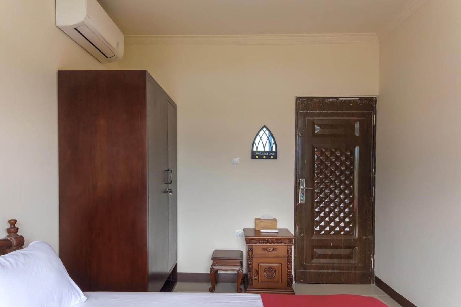 Salma Syariah By Twospaces, Bogor Hotel Jakarta