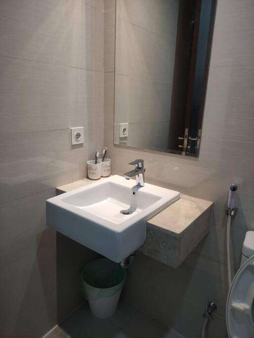 Sedayu Deluxe By Ellison Apartment *